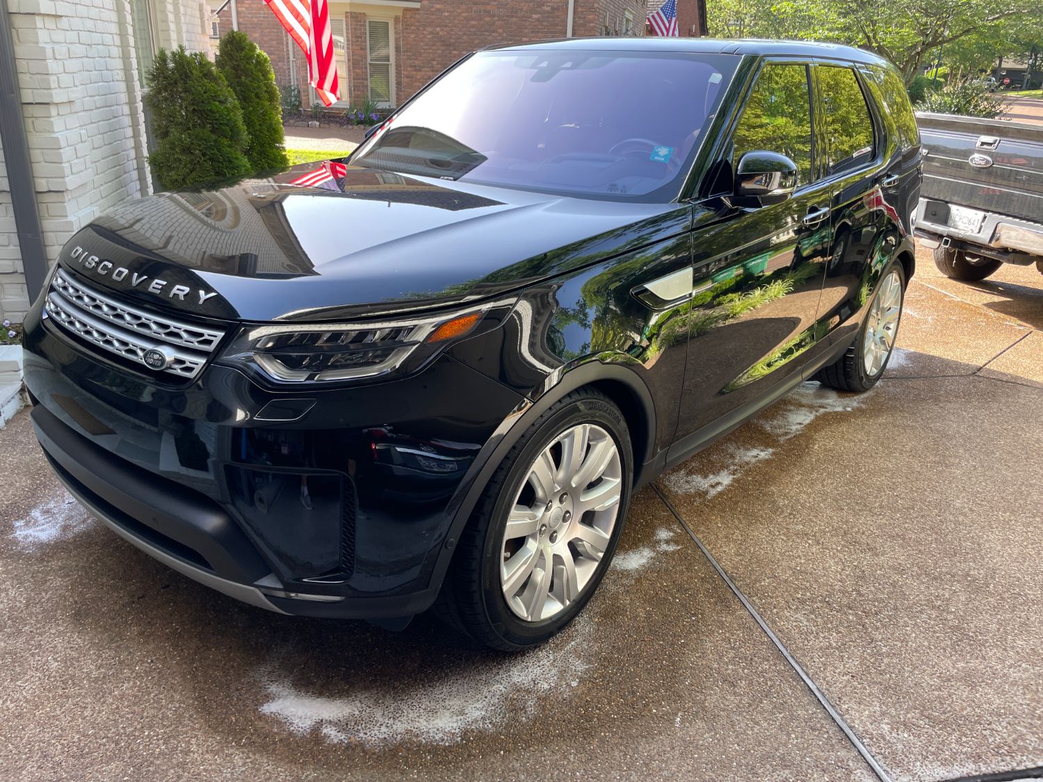 Detailed Land Rover Discovery in Germantown, TN