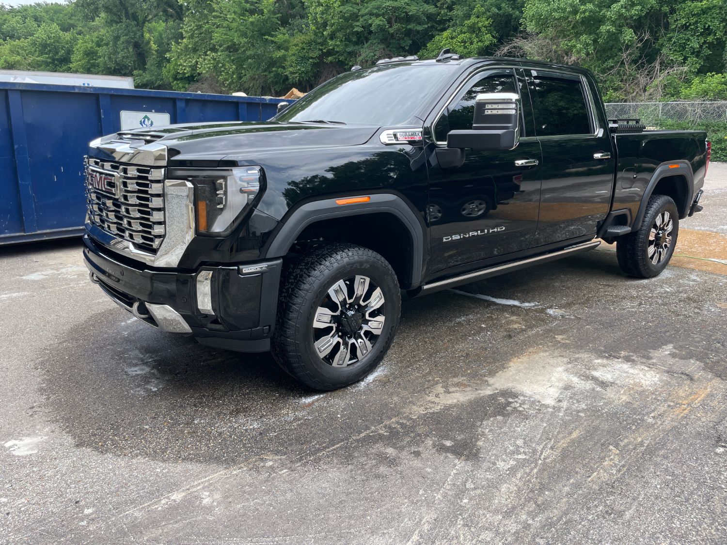 Detailed black GMC Sierra Denali HD in Oakland, TN