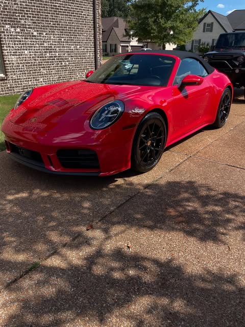 Detailed Porsche 911 Cabriolet
