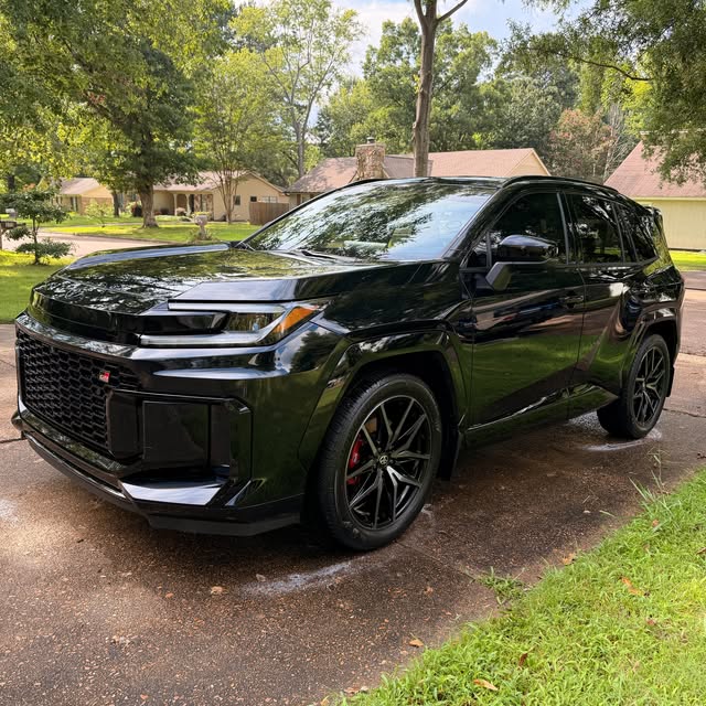 Detailed black SUV